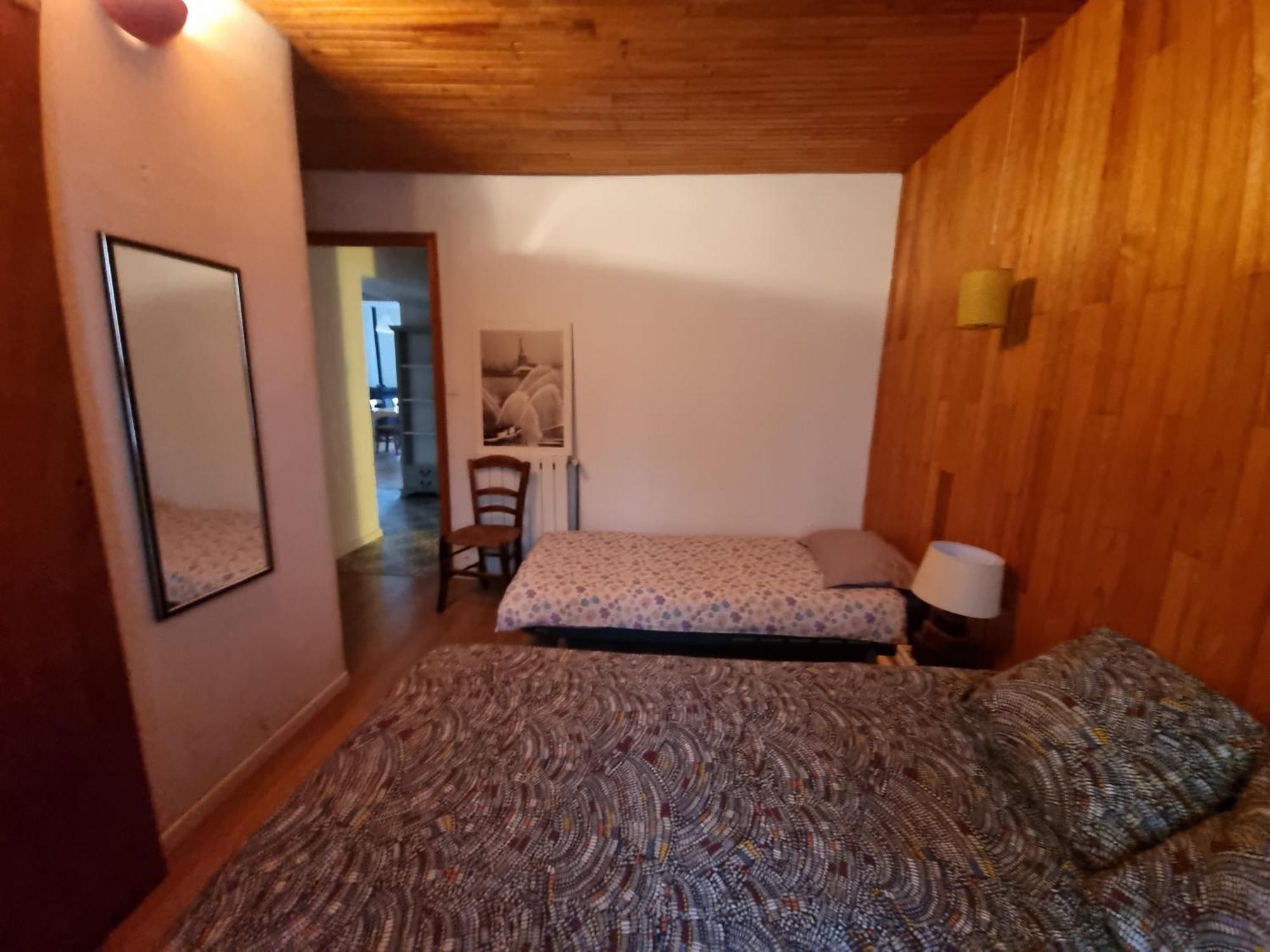 Gite Rue Tranquille Padern Zewnętrze zdjęcie
