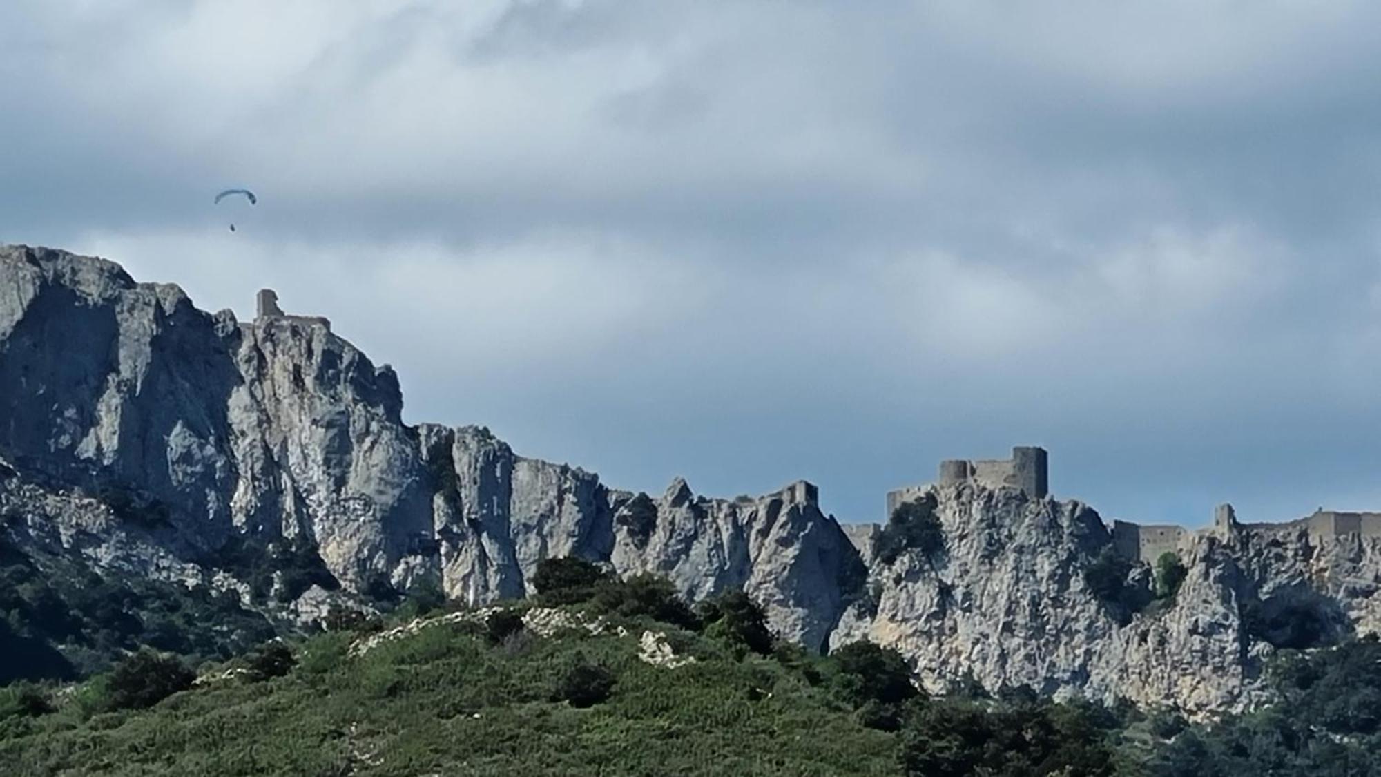 Gite Rue Tranquille Padern Zewnętrze zdjęcie